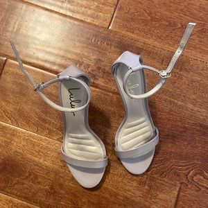 Lulu’s strappy heel